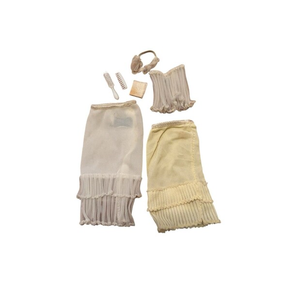 Vintage Barbie Doll #919 FASHION UNDERGARMETS / LINGERIE  IN White Yellow 7PC - Picture 1 of 6